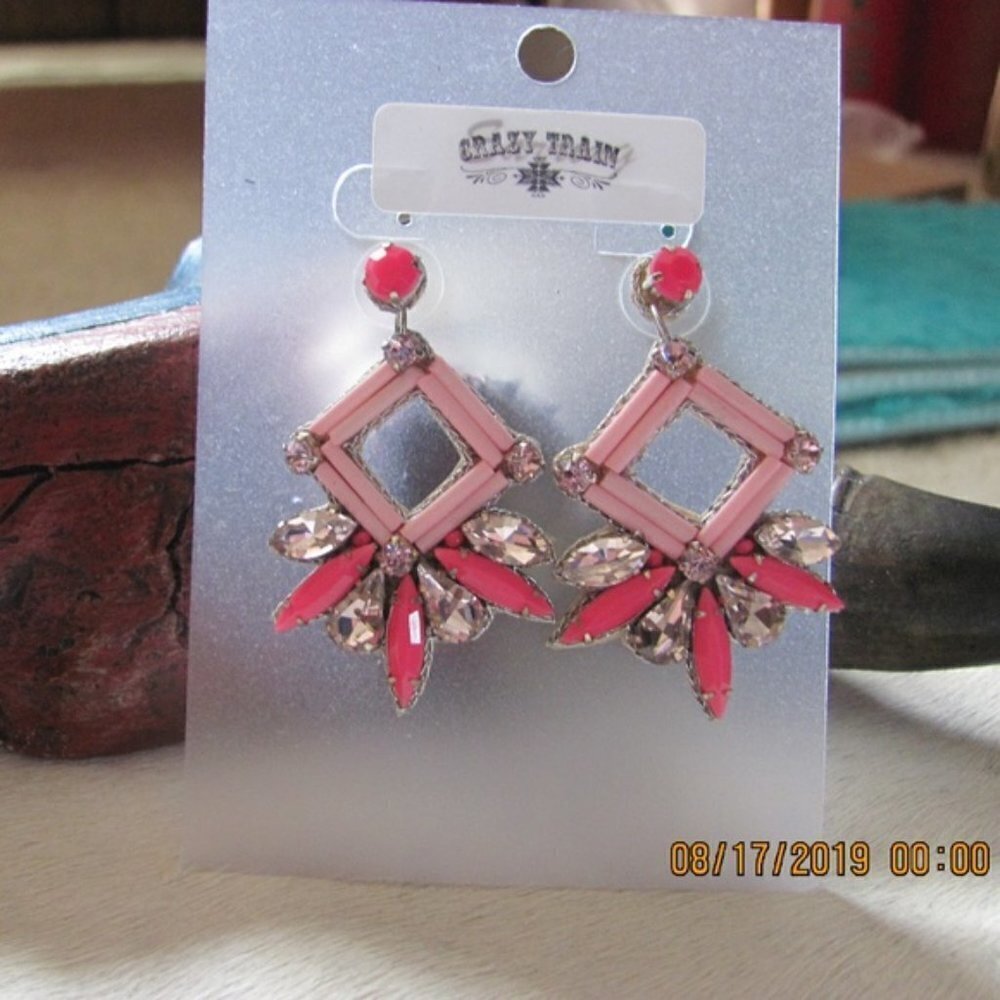 CRAZY TRAIN CLUELESS EARRINGS BRAND NEW SUPER CUTE POST EARRINGS - Picture 2 of 3